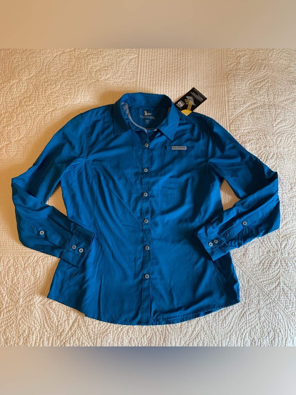 NEW Women’s size XL Field & Stream Fishing Shirt
